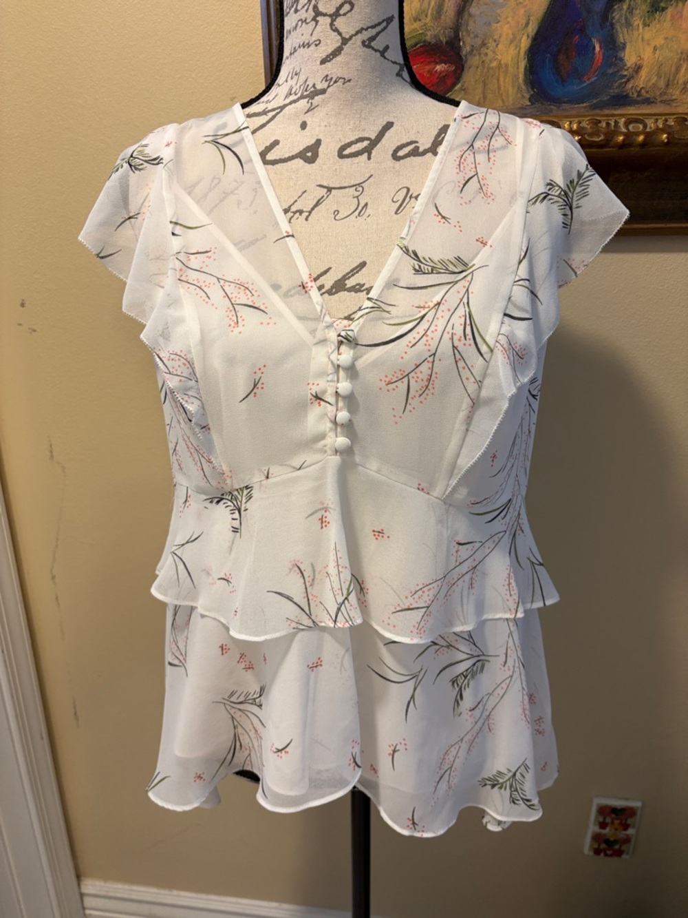 Chelsea28 2-pc Floral Sprays print Ruffle V-Neck adjust strap tank Blouse set